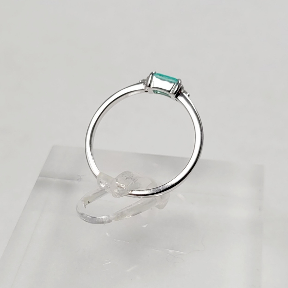 Sterling Silver Paraíba Tourmaline Ring - Picture 4 of 13